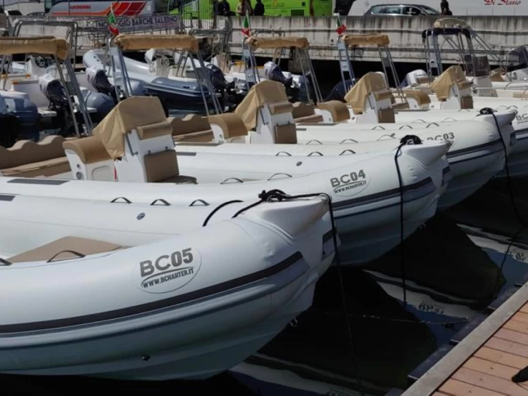 Location à Port de Salerne - Doriano Marine Domar F600 sur SamBoat