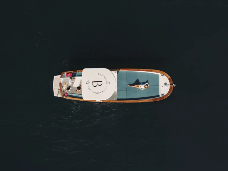 Location Bateau à moteur à Amalfi - Gozzo FPJ FPT-F4AE0686*Q