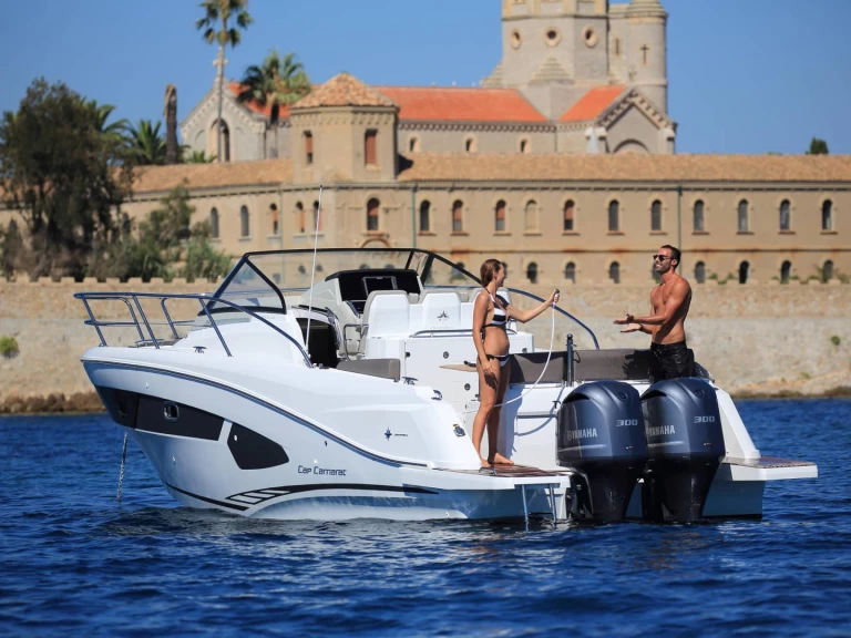 Location bateau Jeanneau Cap Camarat 10.5 WA à Msida Yacht Marina sur Samboat