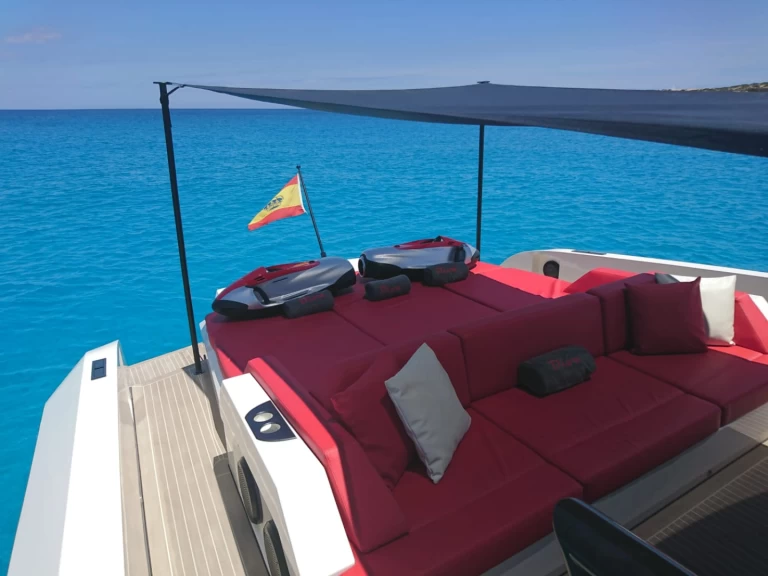 Bateau à moteur à louer à Ibiza (Ville) au meilleur prix