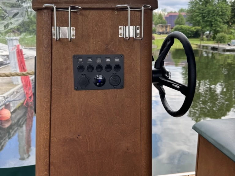 Location à Wolziger See - Floss D9 sur SamBoat