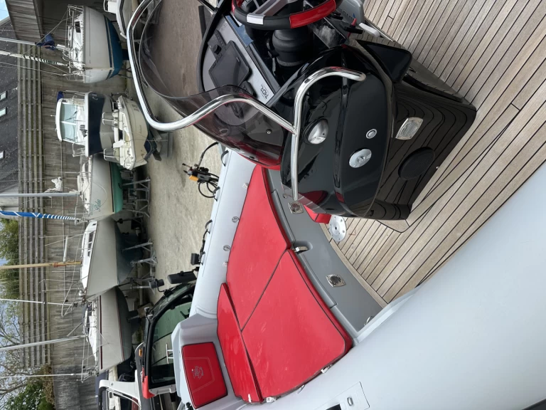 Semi-rigide à louer à Arzon au meilleur prix