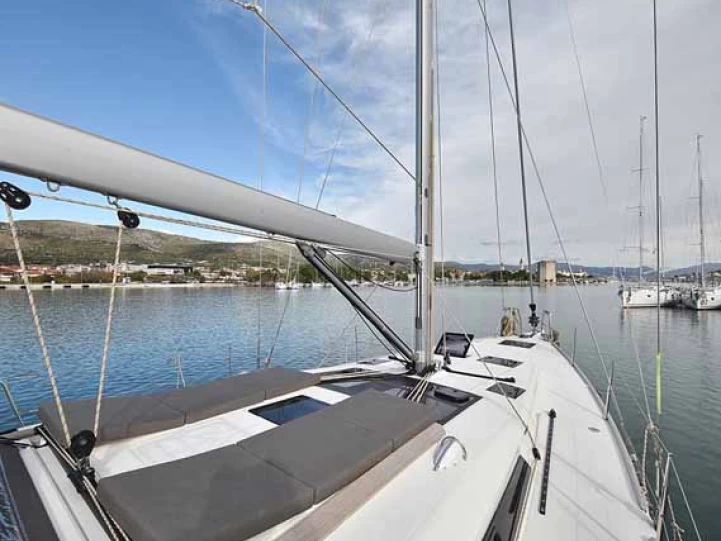 Location à Pula - Dufour Dufour 460 Grand Large sur SamBoat