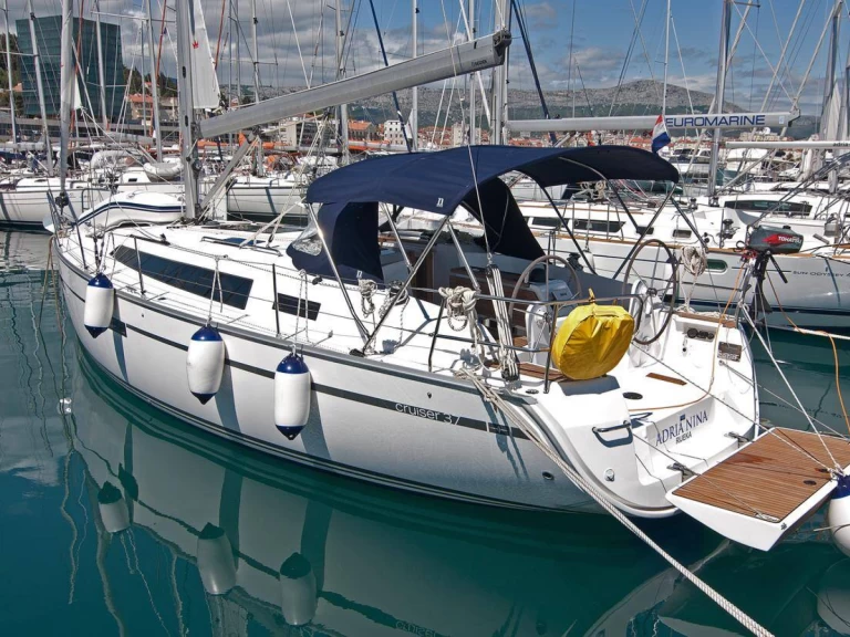 Location bateau Bavaria Cruiser 37 à Split sur Samboat