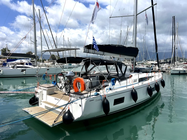 Louez un Bénéteau Oceanis 46.1 à Gouviá