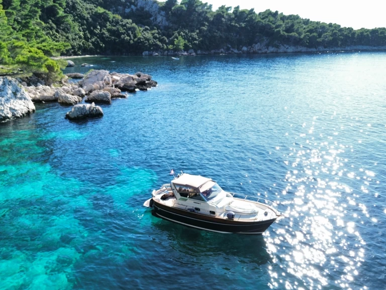 Louer Bateau à moteur avec ou sans skipper Apreamare à Dubrovnik