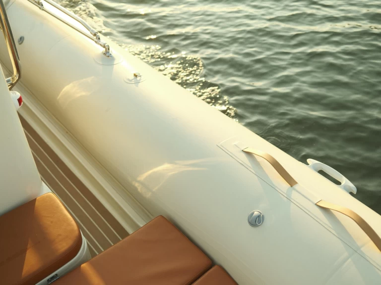 Location Semi-rigide à Porto Rotondo - Ribmarine 585