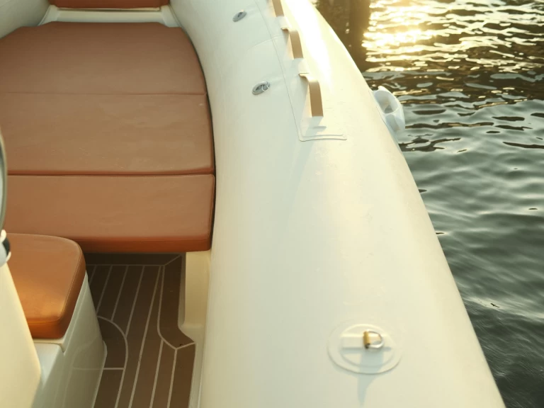 Location bateau Ribmarine 585 à Porto Rotondo sur Samboat