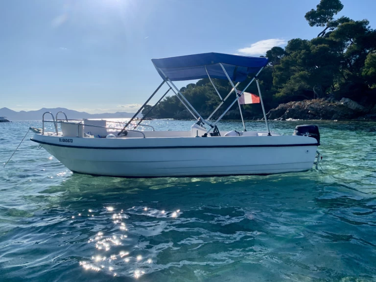 Aypol Tekne Aypol 450 a louer à Mandelieu-la-Napoule