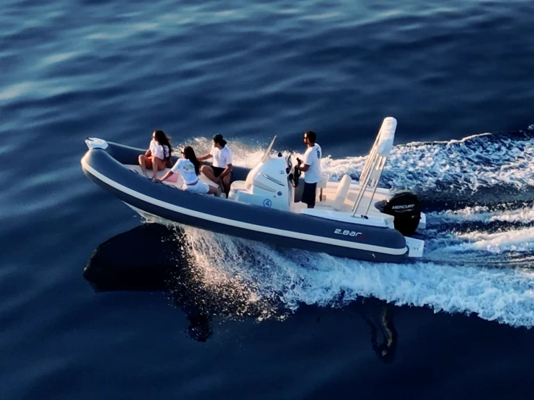 Louer Semi-rigide avec ou sans skipper 2bar à Milazzo