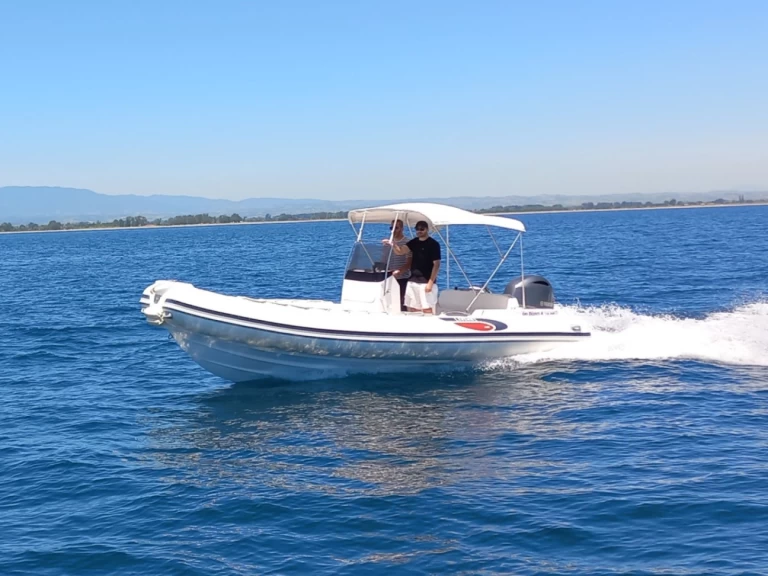 Location bateau Órmos Sívota pas cher Selva D680