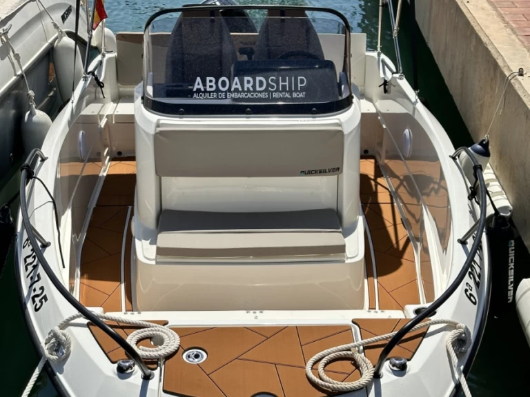 Bateau à moteur à louer à Águilas au meilleur prix