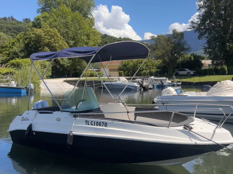 STELLA BOATS STELLA 26 a louer à Aix-les-Bains