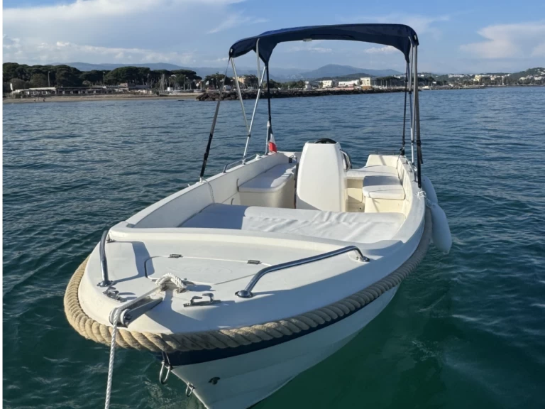 Location Bateau à moteur à Mandelieu-la-Napoule - Selva Professional Line 480