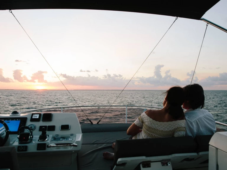 Location à Trébeurden - Jeanneau Prestige 460 sur SamBoat