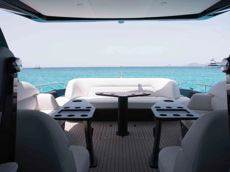 Location Bateau à moteur à Ibiza (Ville) - STEELER BRONSON 50 CELEBRATE LIFE