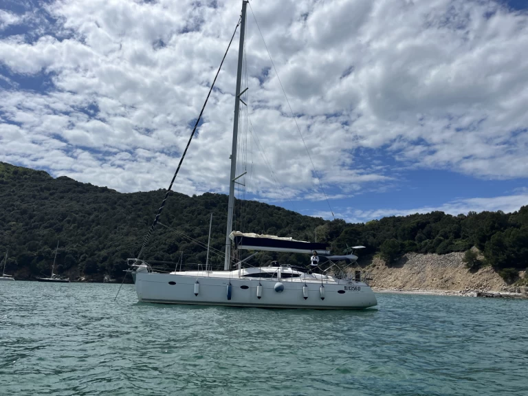 Louez un Elan Impression 434 à Fezzano