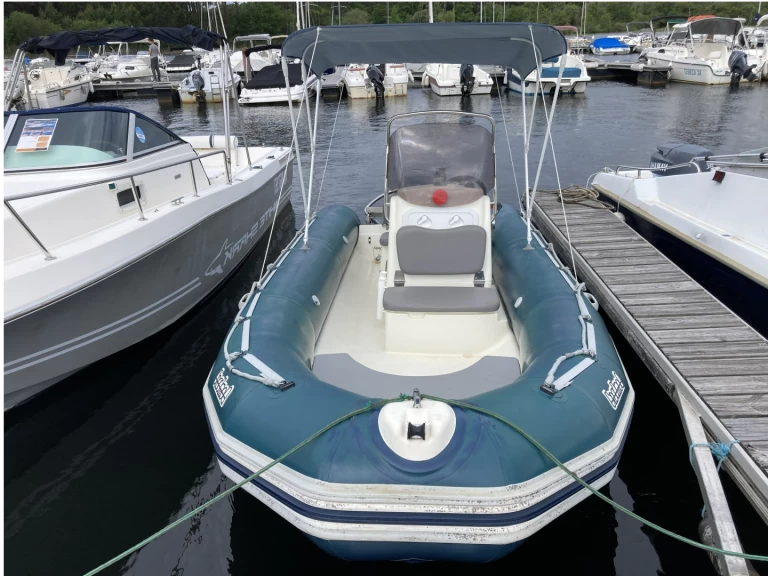 Semi-rigide à louer à Sanguinet au meilleur prix