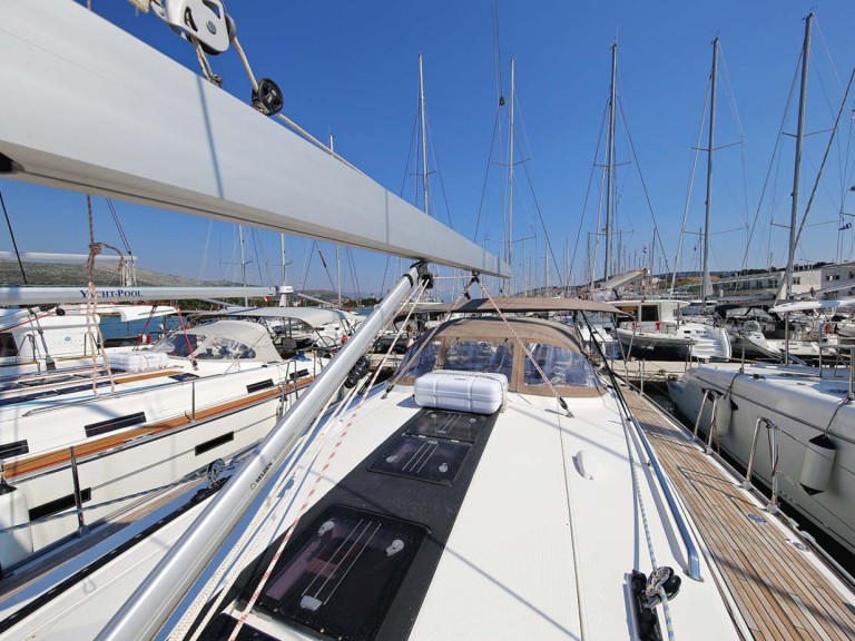 Location bateau Bavaria Cruiser 56 à Murter-Kornati sur Samboat