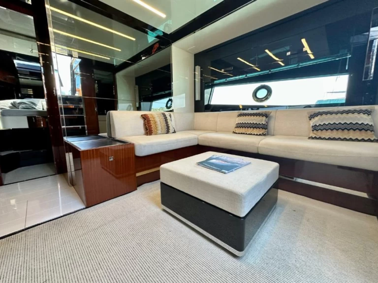 Location bateau Santa Eulària des Riu pas cher NEXT LEVEL