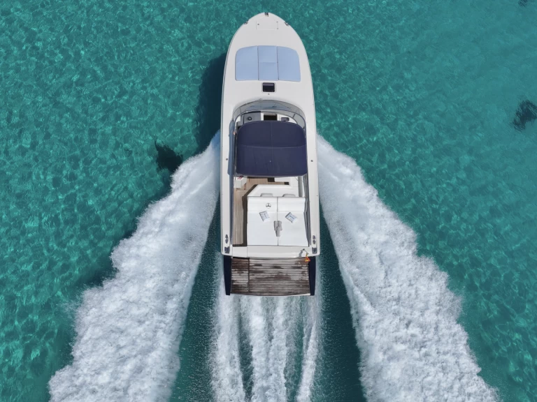 Location à Santa Eulària des Riu - ITAMA 40 SWEET CAROLINE sur SamBoat