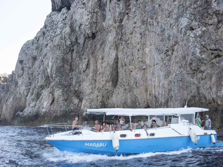 Alfamarine Marabù a louer à Trapani Port