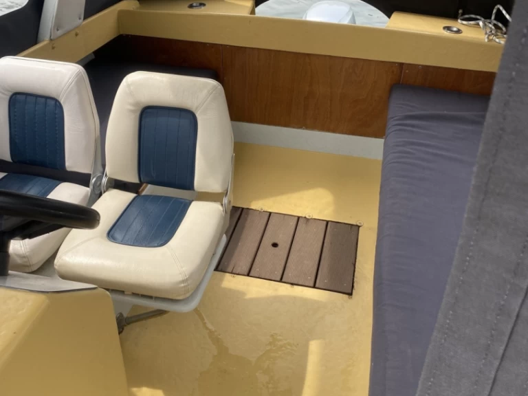 Tagescharter Barkasse a louer à Waren (Müritz)