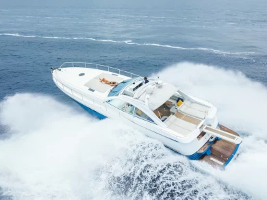 Alquiler de Yate de lujo, con o sin patrón Pershing Ibiza (Ville)