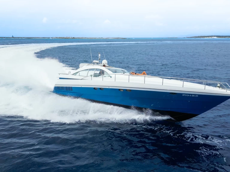 Location Yacht Pershing avec permis