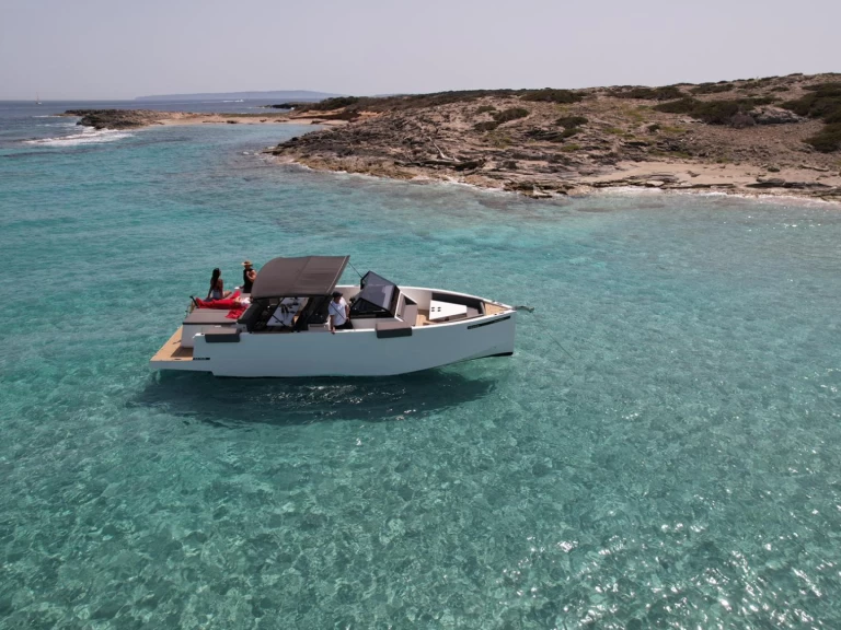 Louez un De Antonio 33 SEEA ONE à Ibiza (Ville)