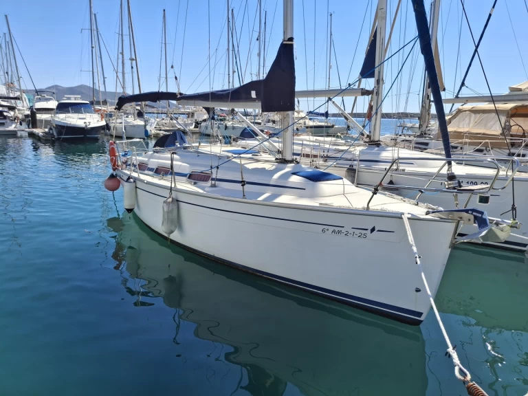 Location bateau Sant Antoni de Portmany pas cher Bavaria 30 Cruiser