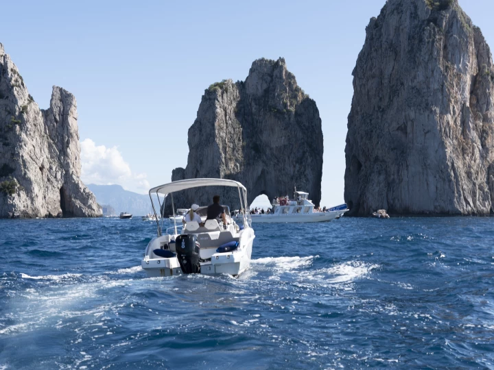 Location bateau ayros XA 22 à Torre Annunziata sur Samboat