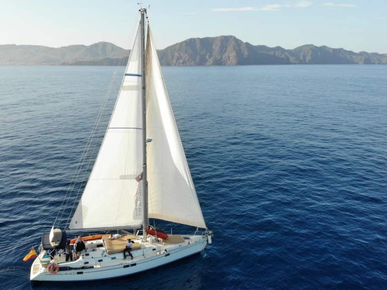 Voilier à louer à Santa Pola au meilleur prix