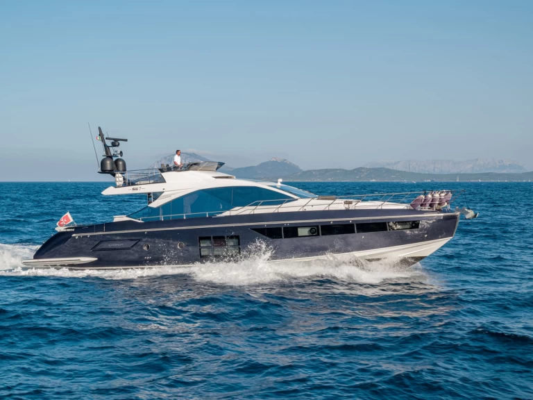 Azimut Azimut S7  a louer à Taormina
