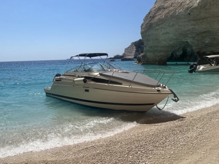 Location Bateau à moteur à Zakynthos - Bayliner Bayliner 2355 Ciera