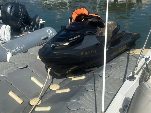 Location à Santa Eulària des Riu - Sea-Doo GTX 300 sur SamBoat