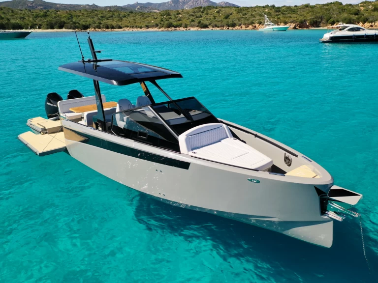 Location Bateau à moteur Virtue avec permis