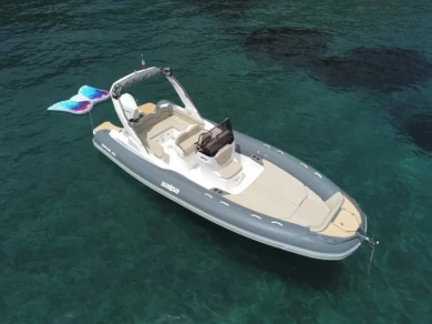 Hyr en Salpa Salpa Soleil 26 Antibes 