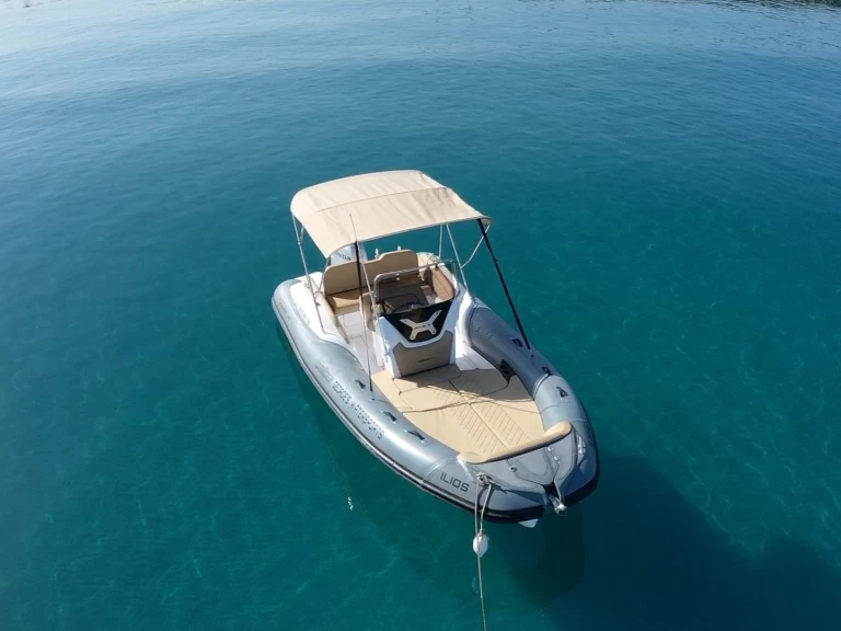 Location bateau Latchi pas cher SALPA 18 SOLEIL