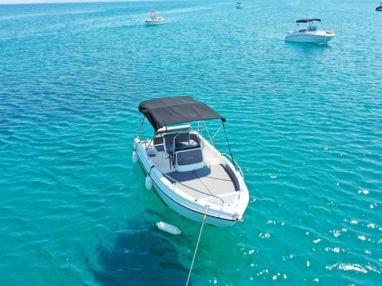 Location bateau Latchi pas cher KAREL PAXOS 170