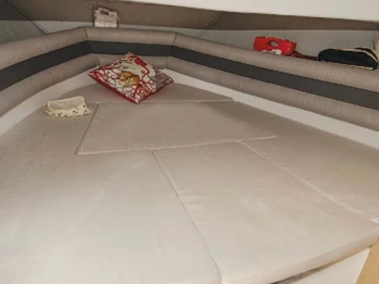 Location Bateau à moteur à Latchi - Selva SELVA - SUN DECK CLASSIC LINE SD 7.0 CABIN