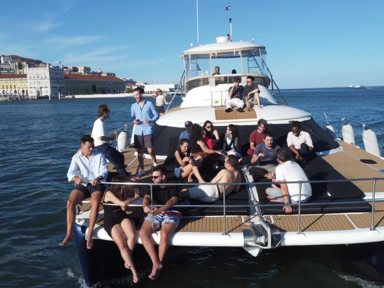 Location bateau Prowler 480 à Lisbonne sur Samboat