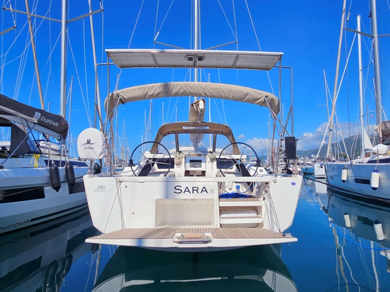 Louez un Dufour Dufour 390 Grand Large à Kaštel Gomilica