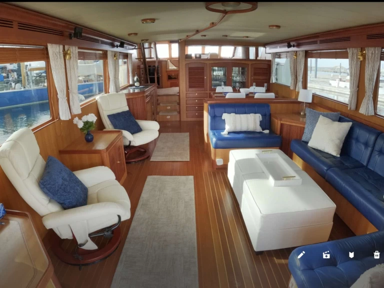 Location bateau Newport pas cher What's Next