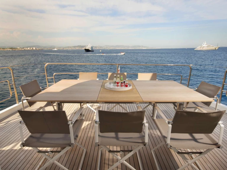 Location Yacht à Saint-Raphaël - MonteCarloYachts Esmeralda of the Seas