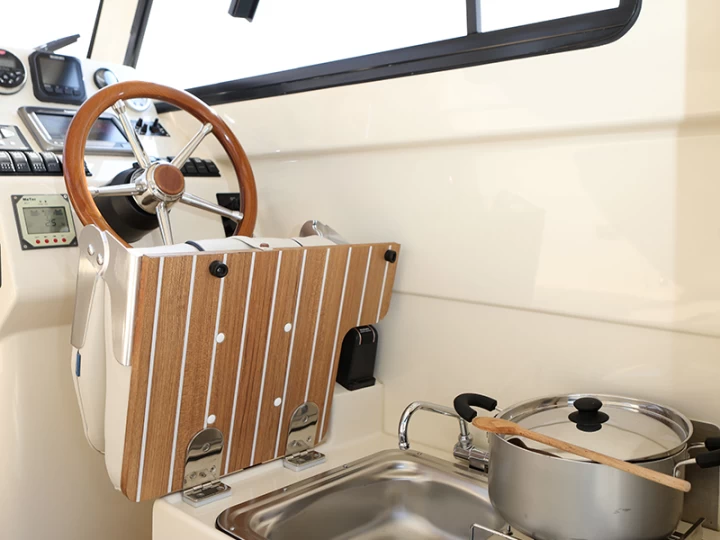 Location Bateau à moteur Leidi avec permis