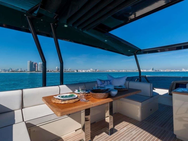 Bénéteau Singh City a louer à Miami