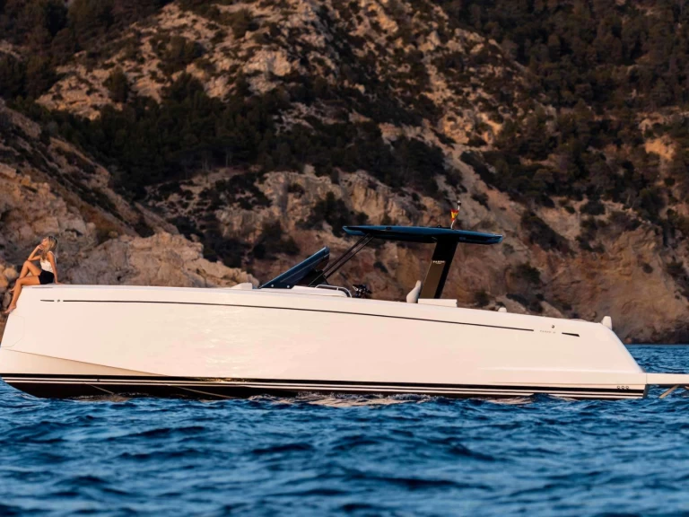 Location bateau Pardo Yachts Queen Lia II à Benítses sur Samboat