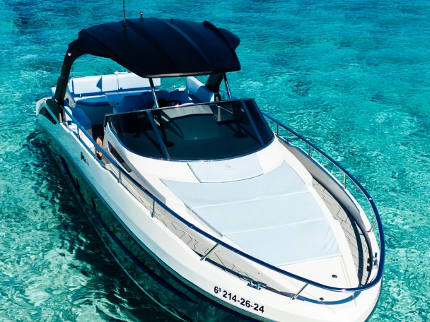 FIM 340 a louer à Ibiza Magna