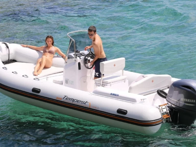 Location Semi-rigide Brig avec permis